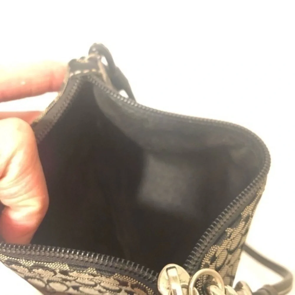 Coach signature black gray wristlet